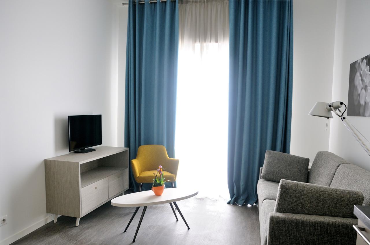 Residence Vacances Bleues Les Coteaux De Jonzac Eksteriør bilde
